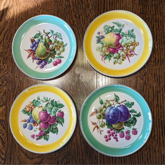 W S George 4 Vintage Fruit Motif Salad Plates 7.25" Apple Grape Pear Plum Gold - Picture 1 of 12